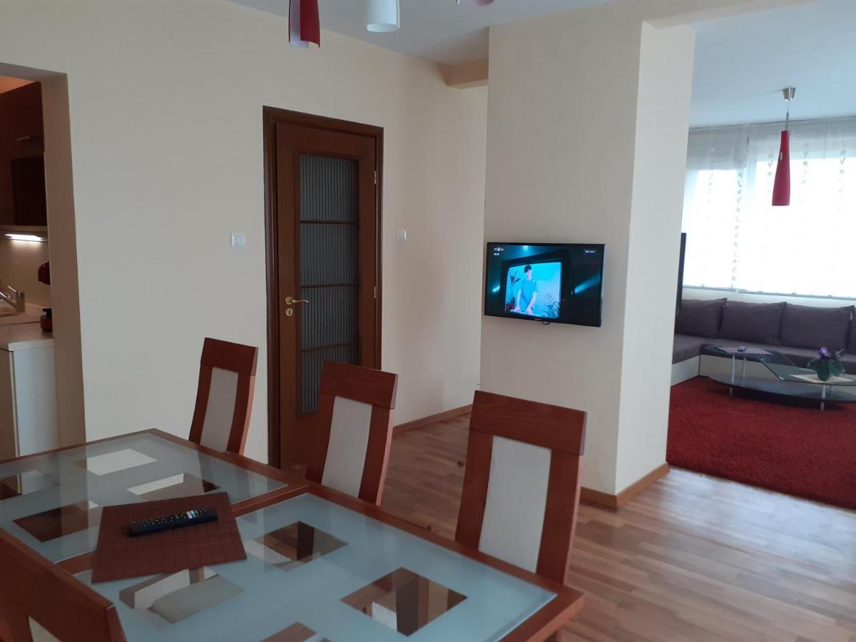 Statevi Guest Apartment Velingrado Exterior foto