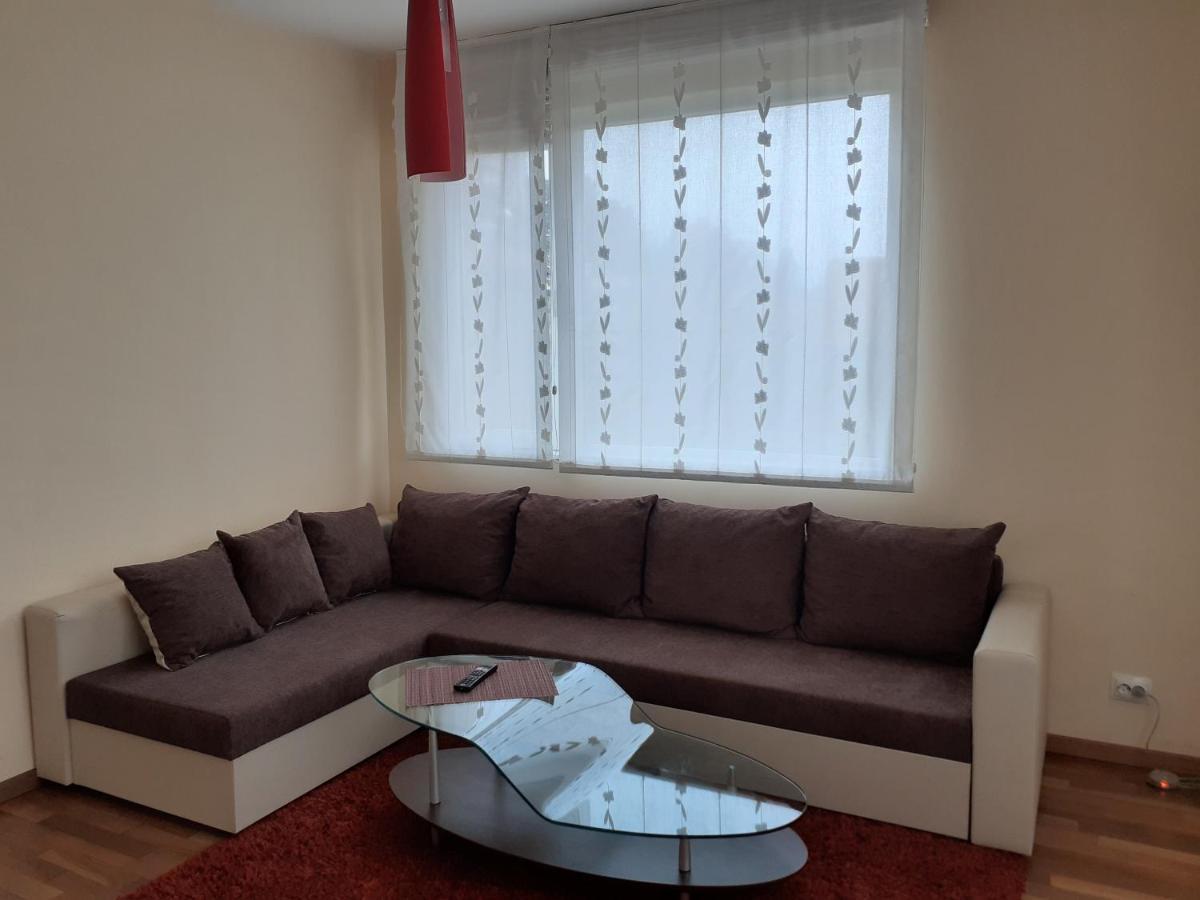 Statevi Guest Apartment Velingrado Exterior foto